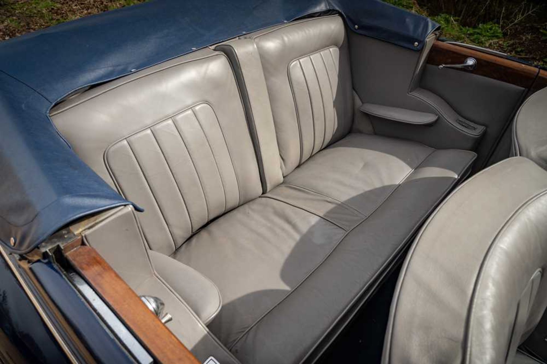 1954 Bentley R-Type Park Ward Drophead Coupe 1 of just 9 R-Type chassis clothed to Design 552 - Image 46 of 86