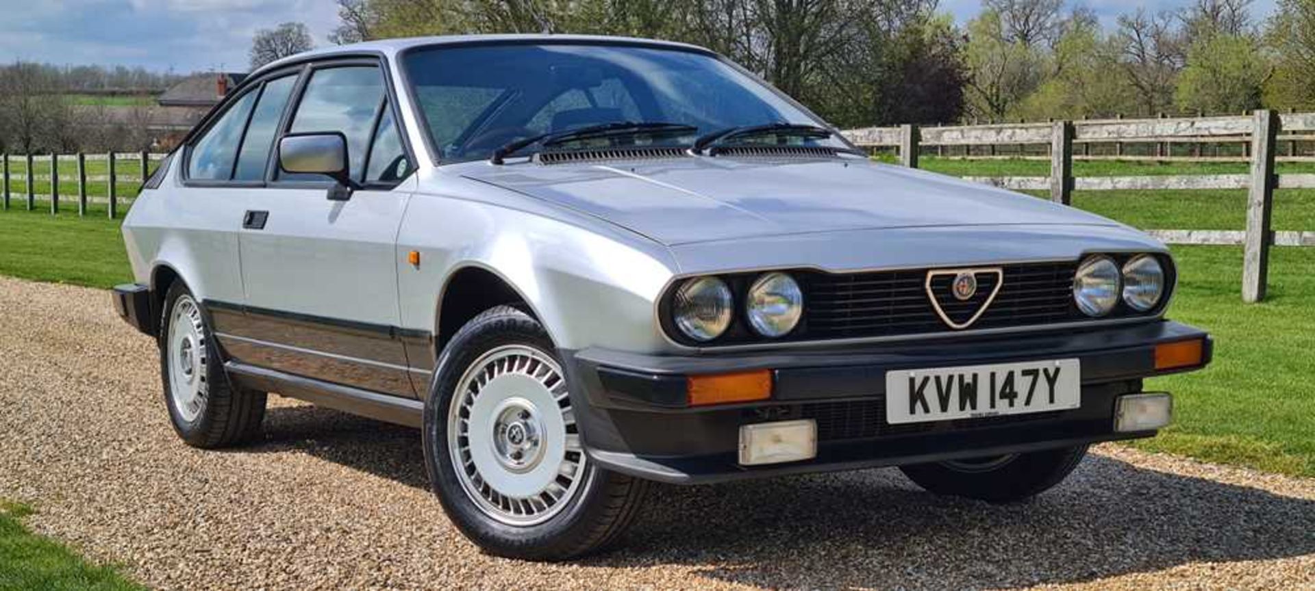 1983 Alfa Romeo GTV 2.0 litre Single family ownership and 48,000 miles from new - Image 9 of 51