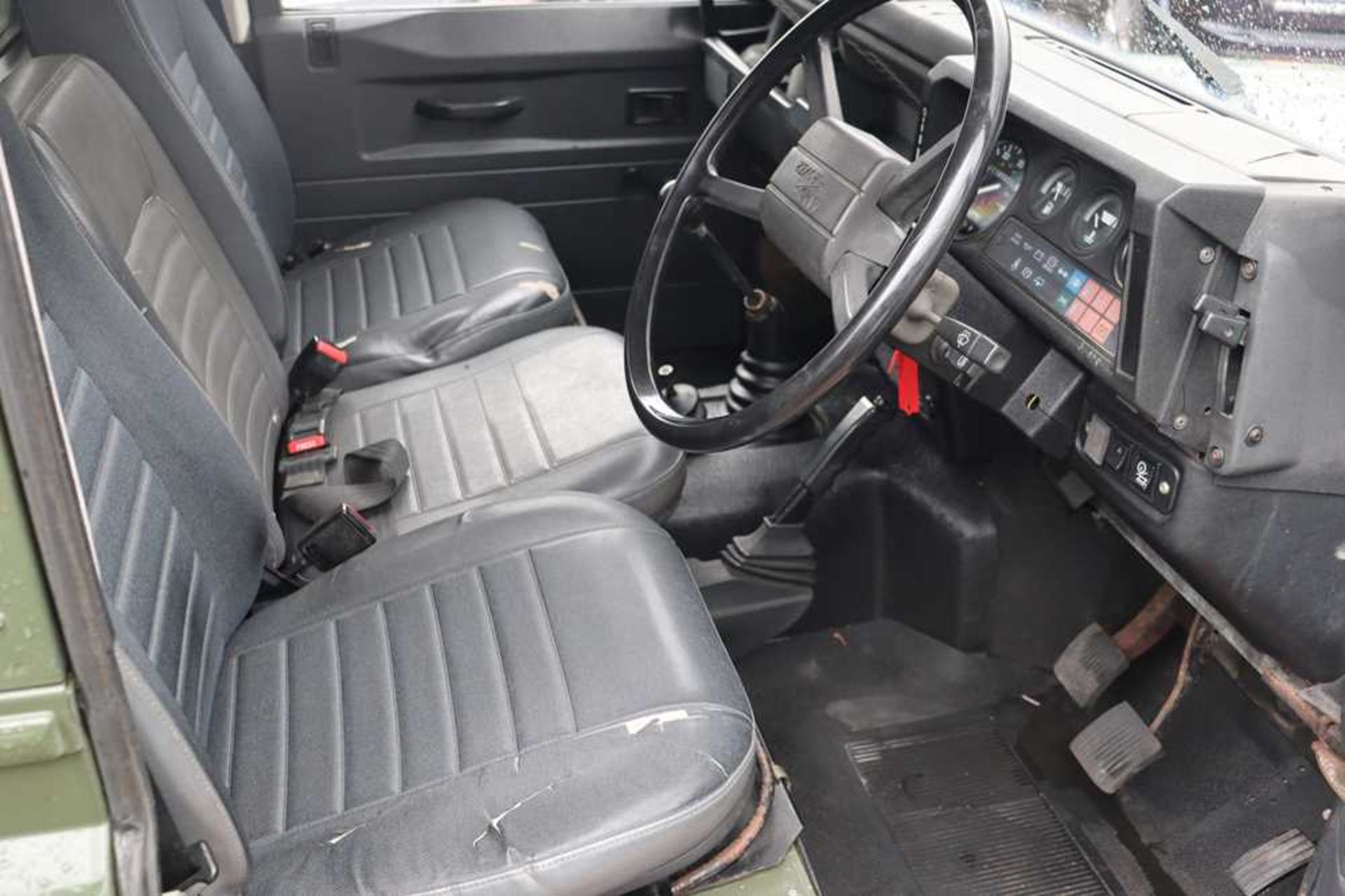 1988 Land Rover Defender 110 - Bild 33 aus 34