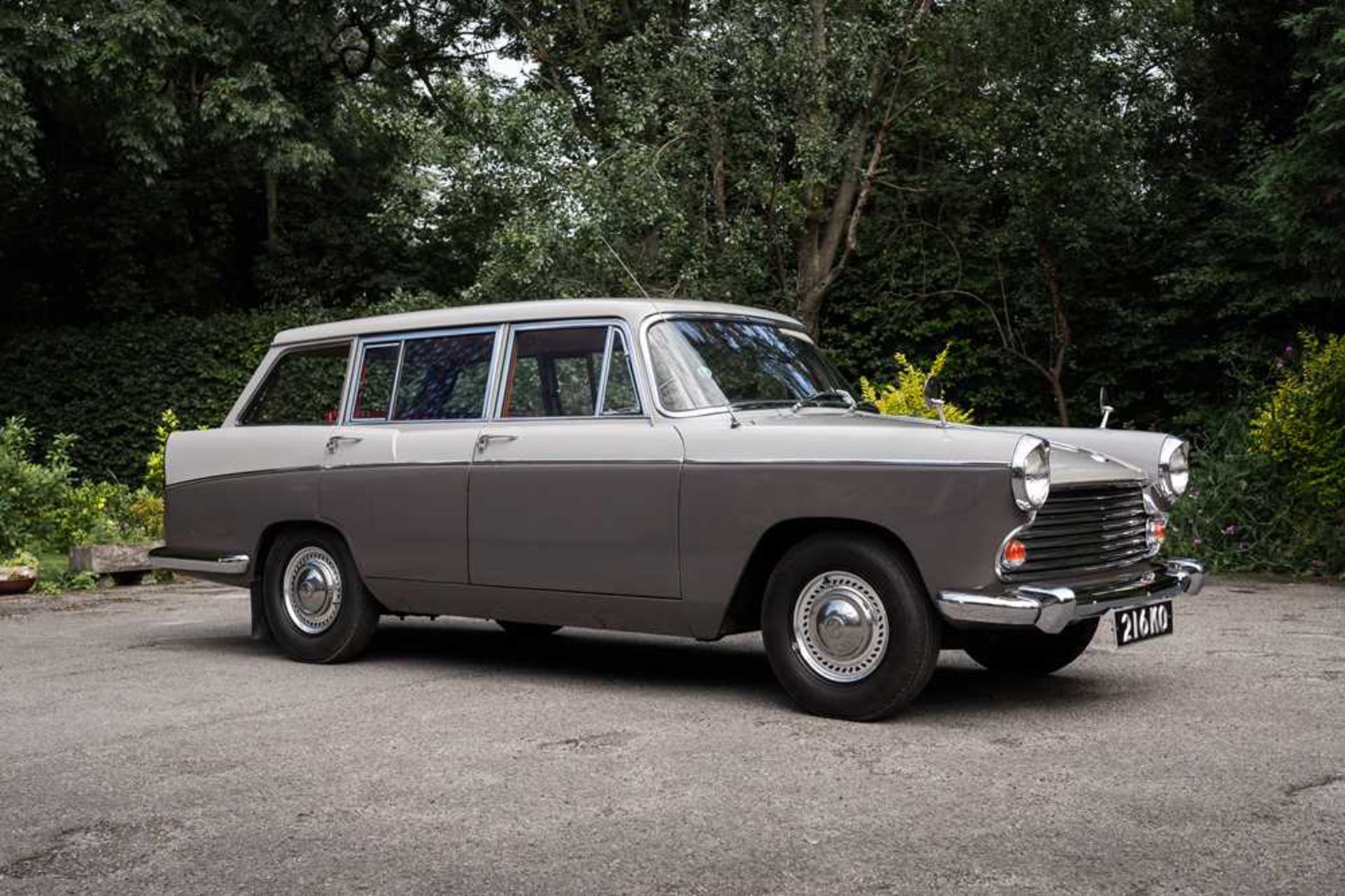 1964 Morris Oxford Series VI Farina Traveller Just 7,000 miles from new - Image 2 of 98
