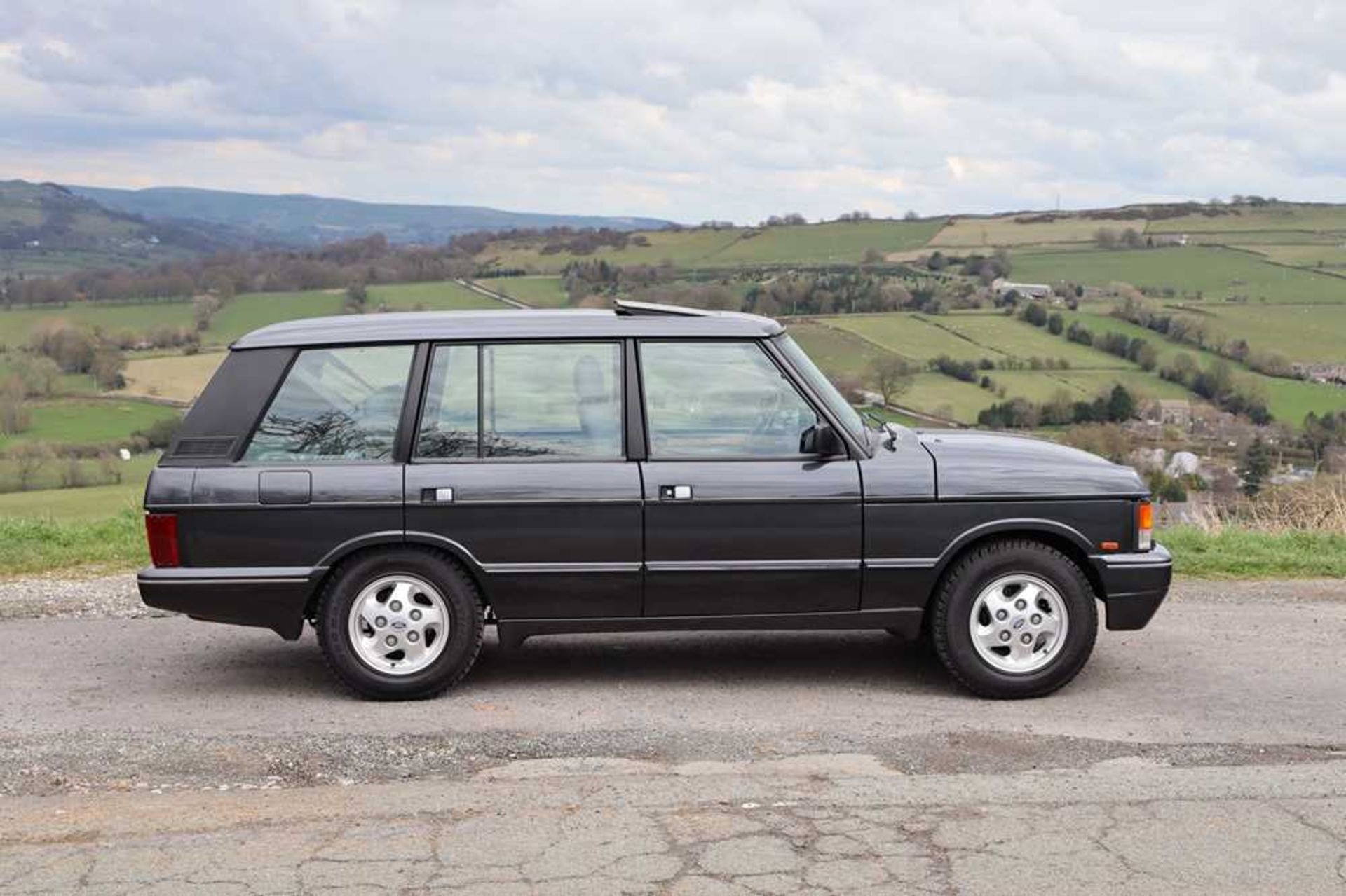 1995 Range Rover Classic Vogue LSE 4.2 Litre Last of the line, 'Soft Dash' model - Image 56 of 80