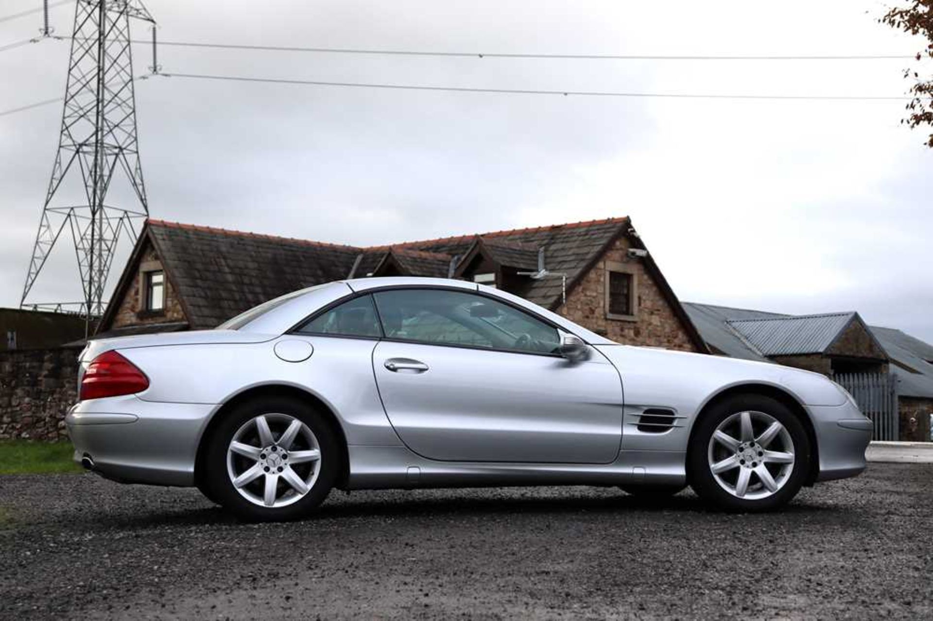 2005 Mercedes-Benz SL 350 Just 34,800 miles from new - Image 10 of 75
