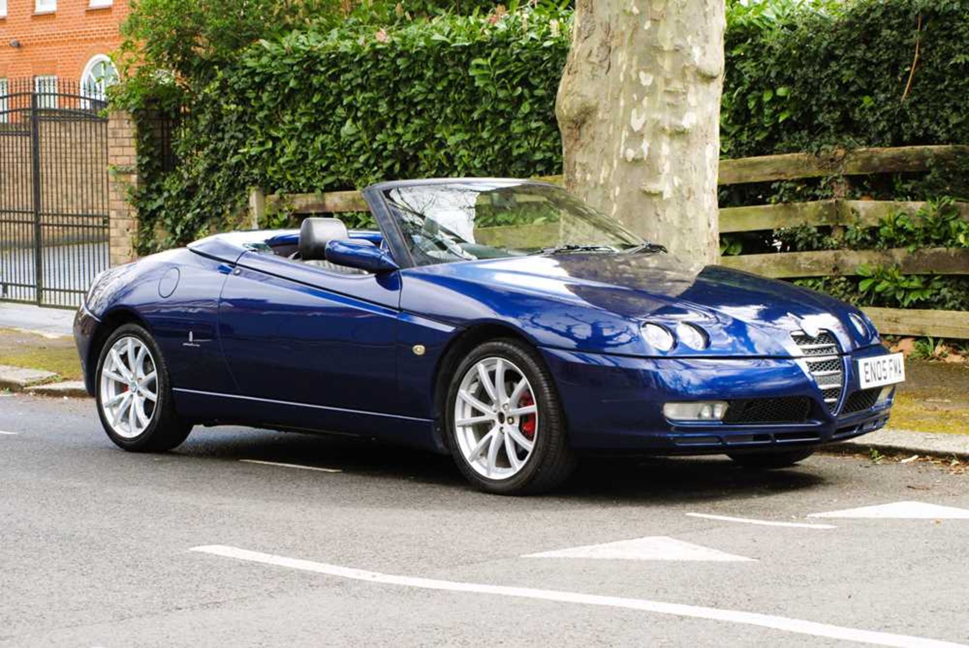 2005 Alfa Romeo Spider JTS Lusso No Reserve - Image 4 of 42