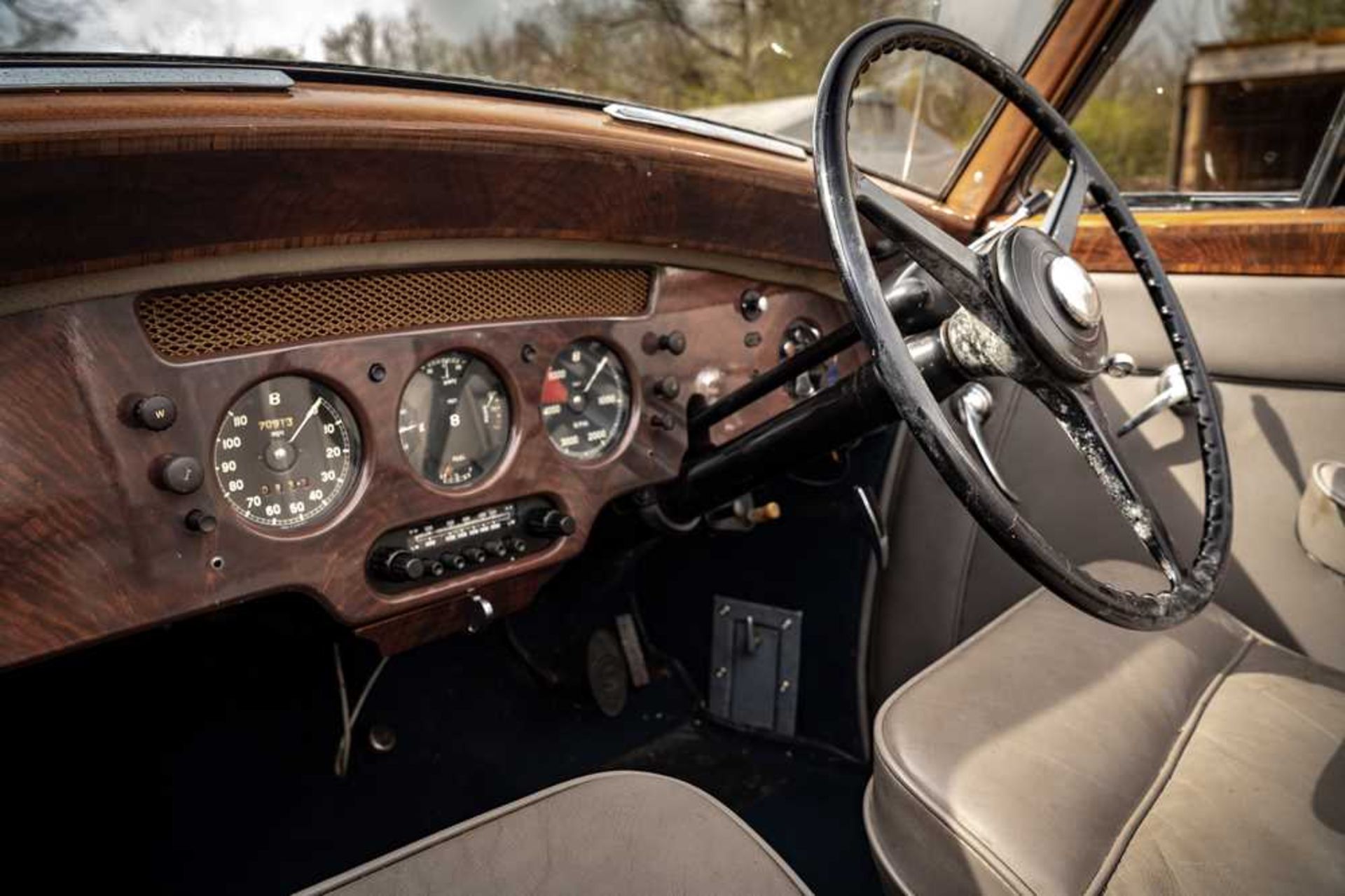 1954 Bentley R-Type Park Ward Drophead Coupe 1 of just 9 R-Type chassis clothed to Design 552 - Image 37 of 86