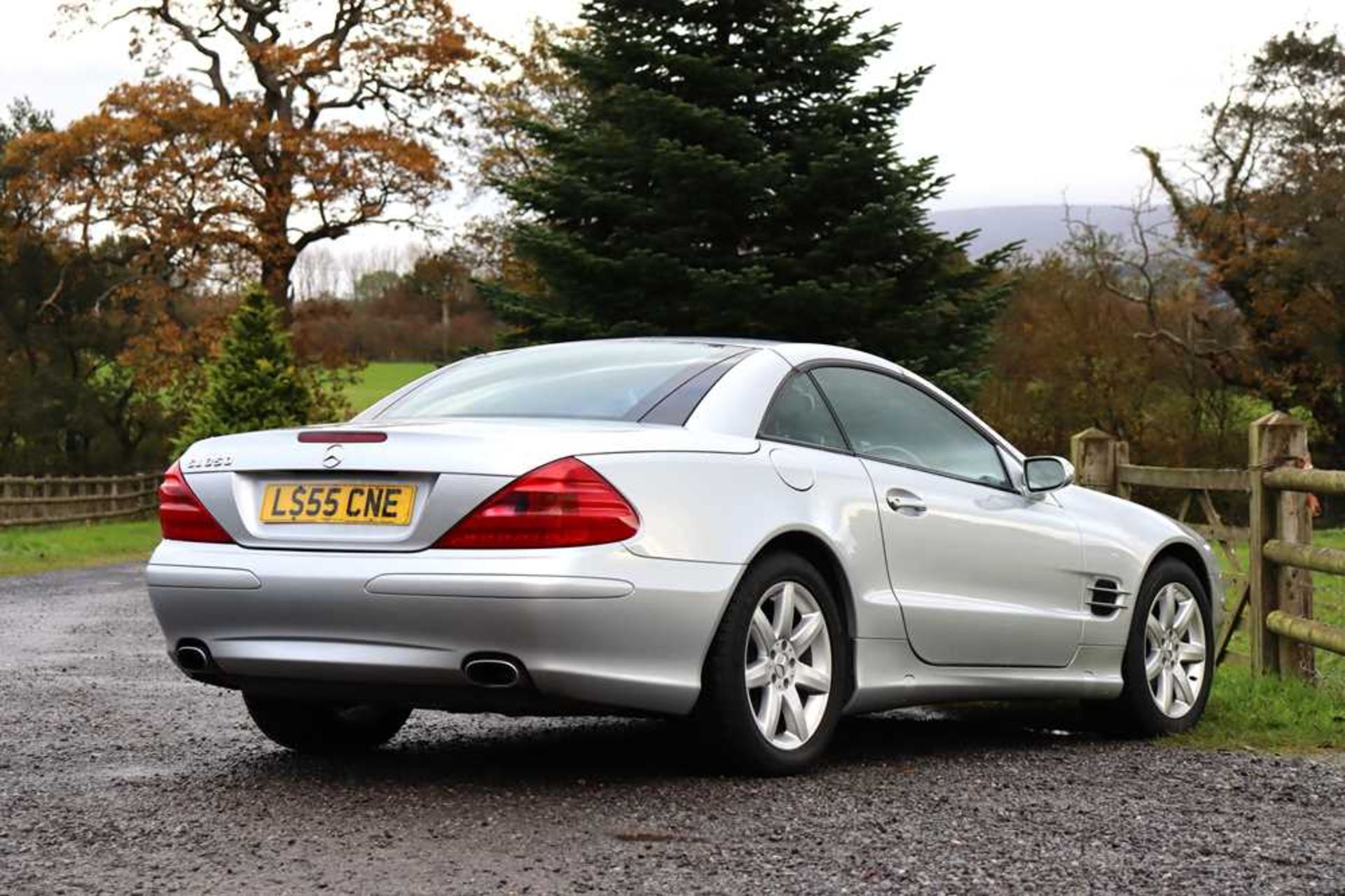 2005 Mercedes-Benz SL 350 Just 34,800 miles from new - Image 15 of 75