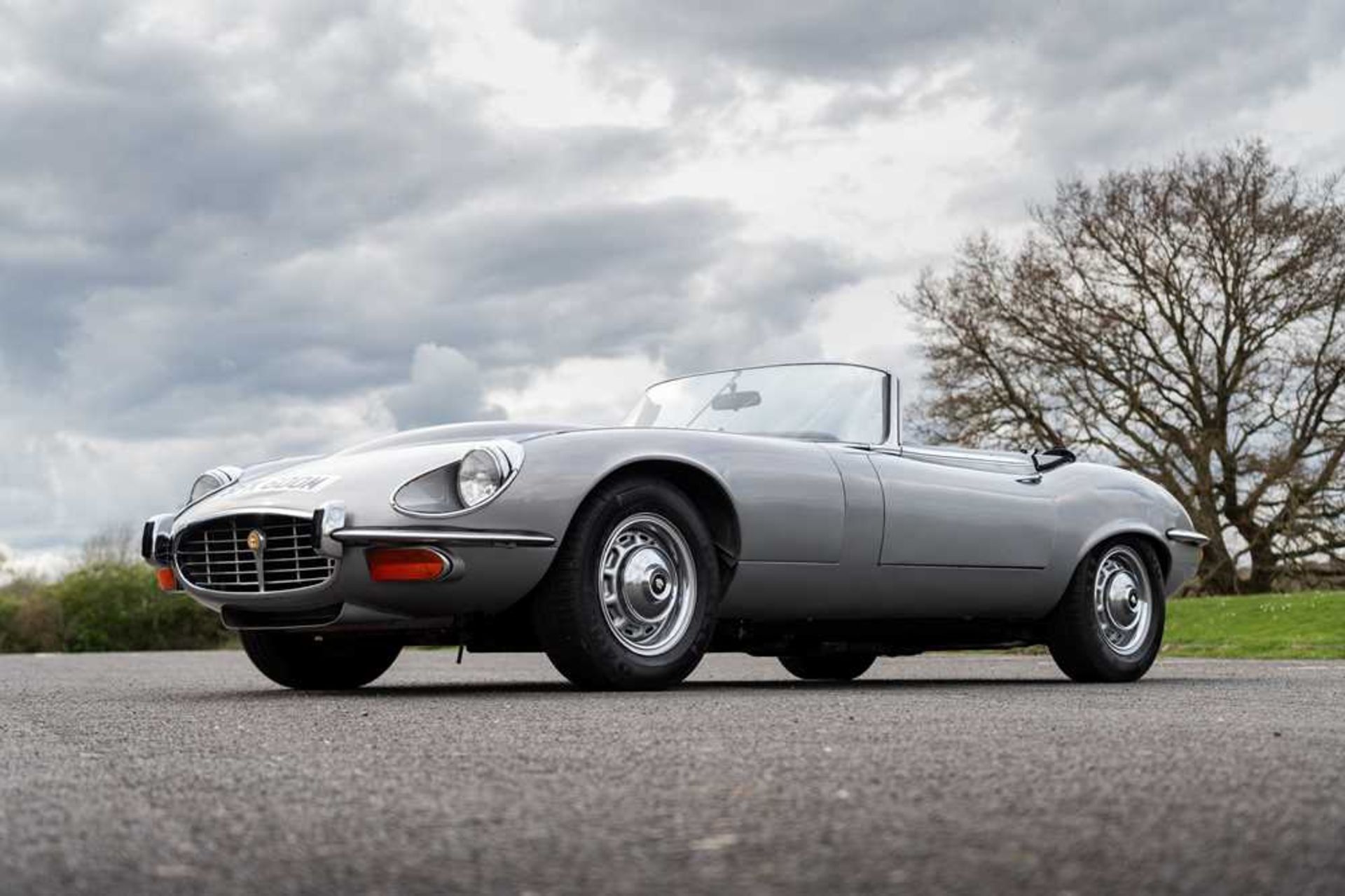1974 Jaguar E-Type Series III V12 Roadster Only one family owner and 54,412 miles from new - Image 55 of 89