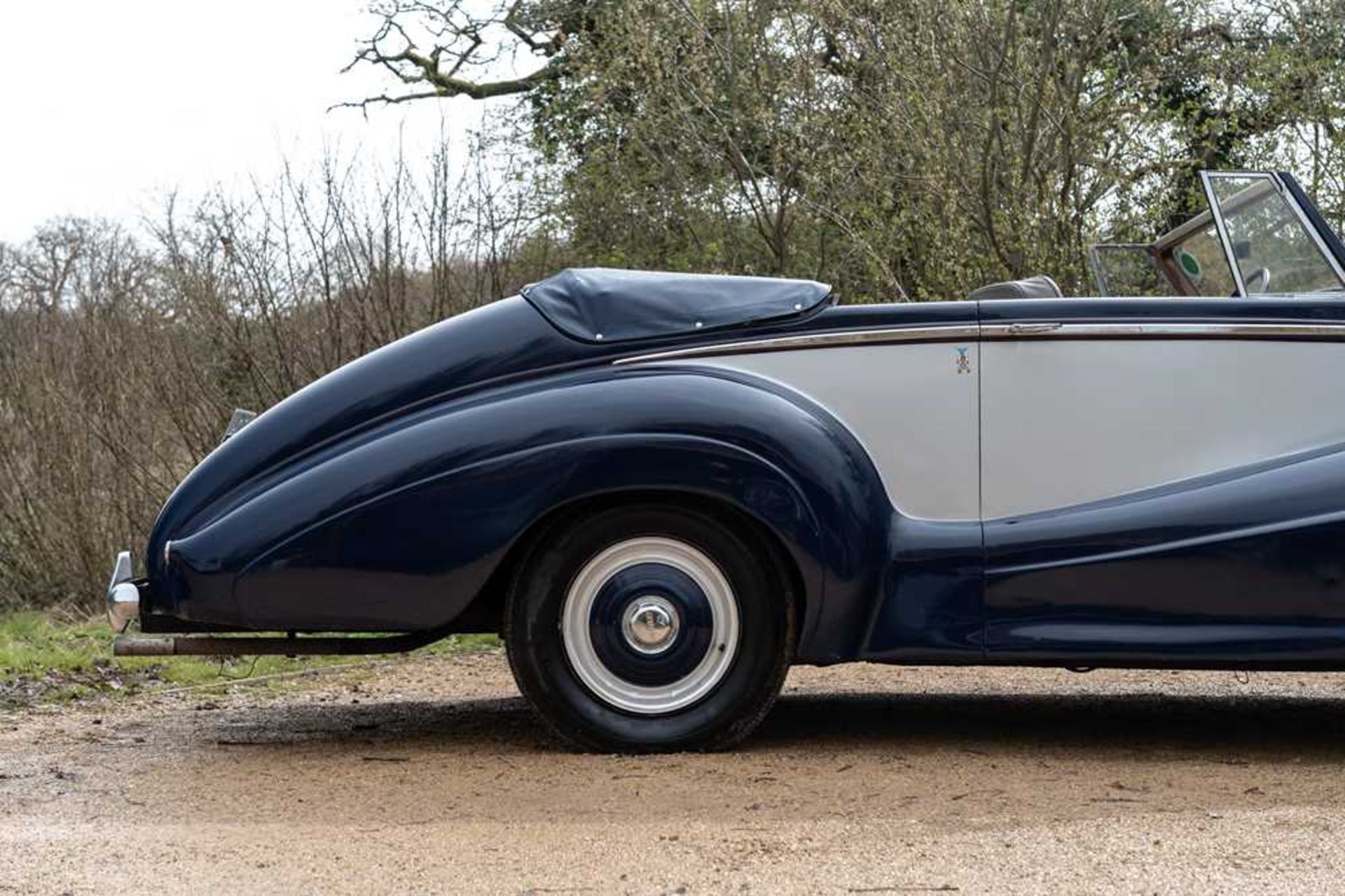 1954 Bentley R-Type Park Ward Drophead Coupe 1 of just 9 R-Type chassis clothed to Design 552 - Image 11 of 86