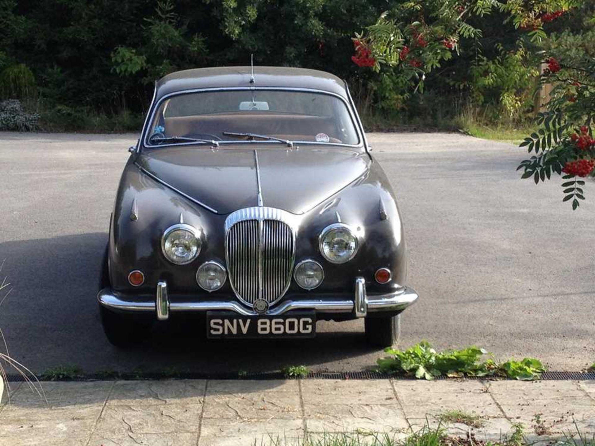 1969 Daimler V8-250 Desirable manual example with overdrive - Image 96 of 101