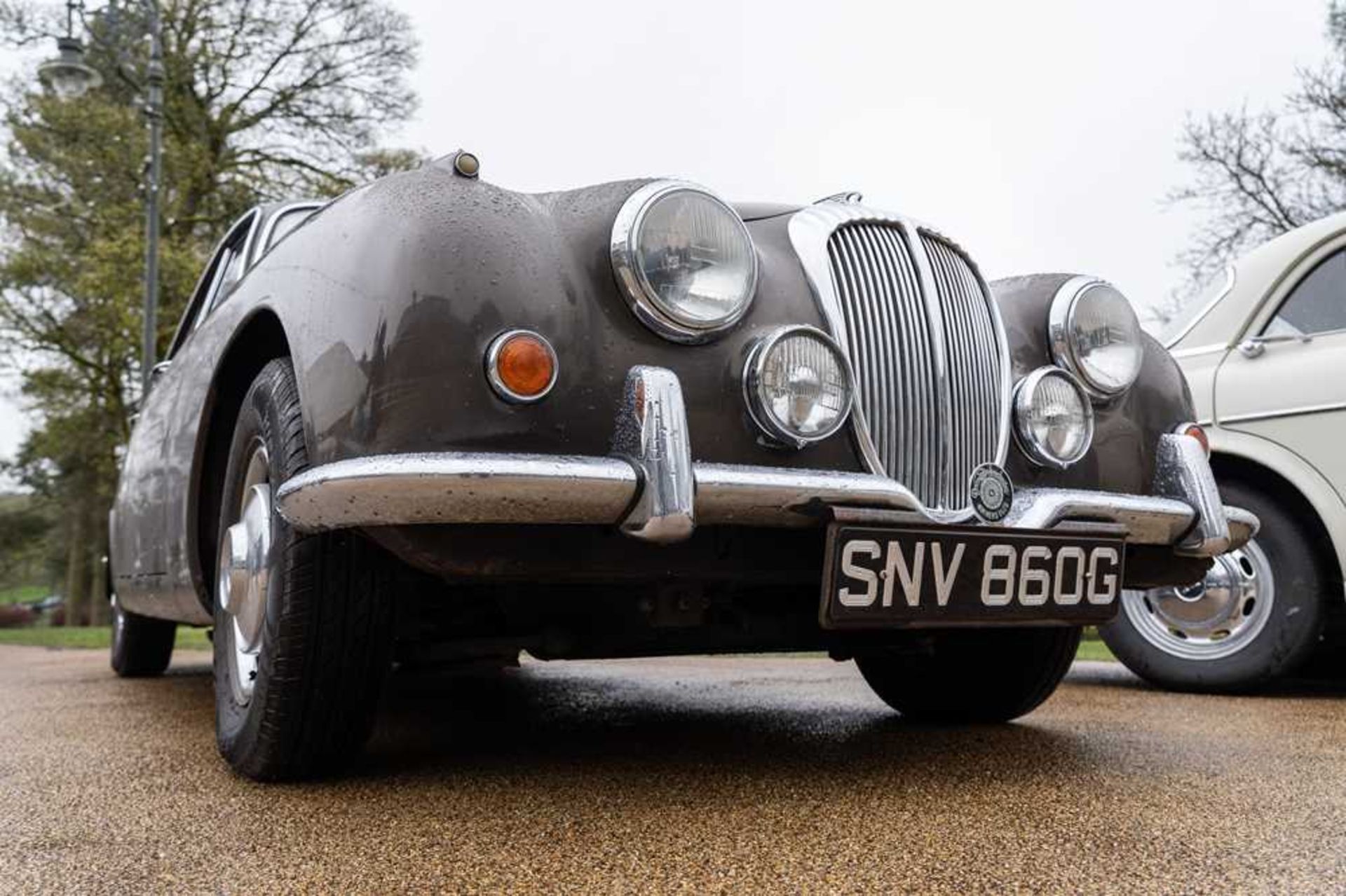 1969 Daimler V8-250 Desirable manual example with overdrive - Image 9 of 101