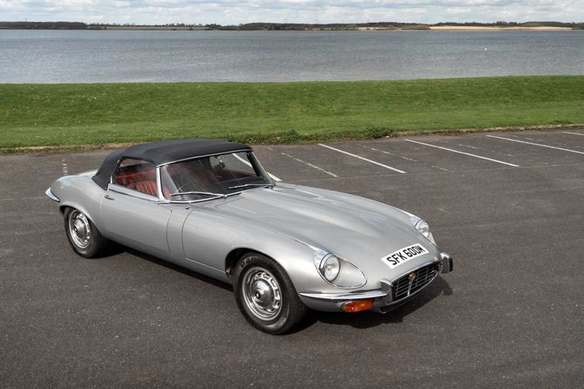 1974 Jaguar E-Type Series III V12 Roadster Only one family owner and 54,412 miles from new - Image 43 of 89