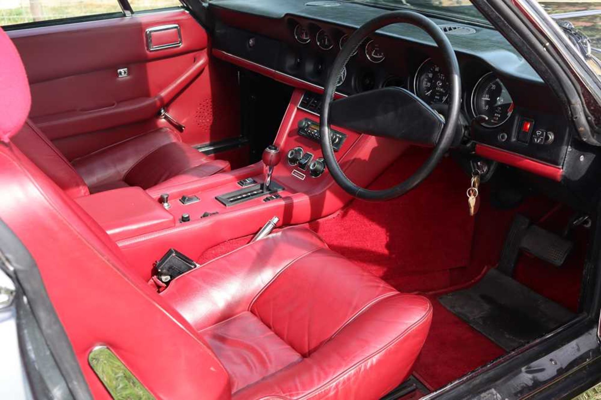 1972 Jensen Interceptor III - Image 37 of 38