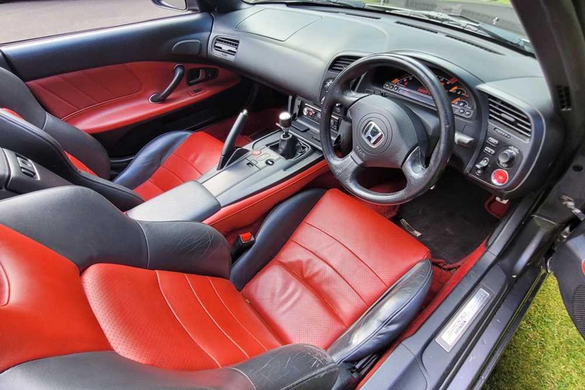 2005 Honda S2000 GT - Image 11 of 13