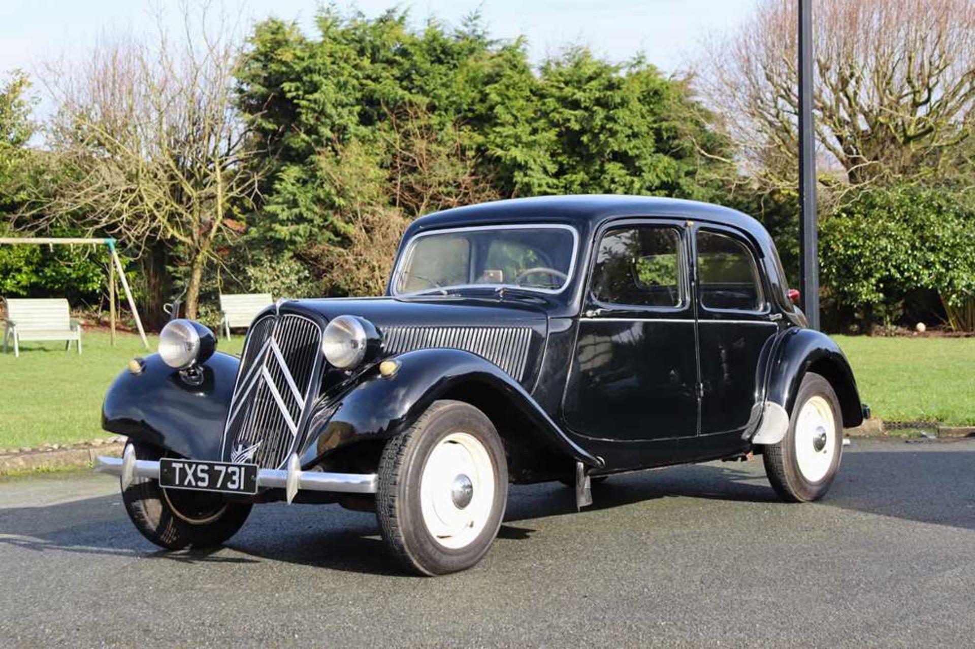1952 Citroën 11BL Traction Avant In current ownership for over 40 years - Image 4 of 60