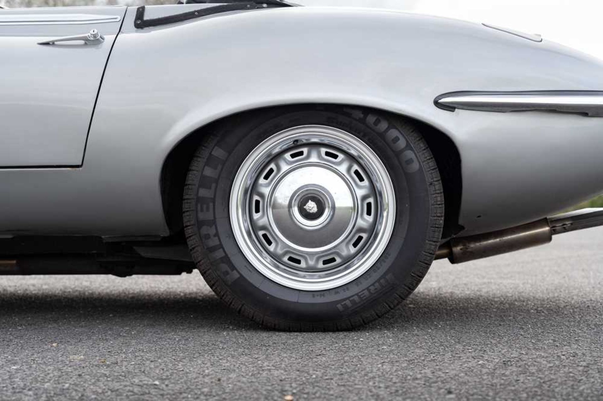 1974 Jaguar E-Type Series III V12 Roadster Only one family owner and 54,412 miles from new - Image 74 of 89
