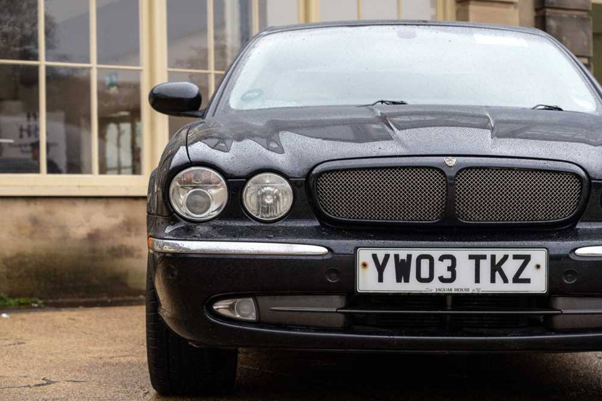 2003 Jaguar XJR V8 Auto - Bild 5 aus 47