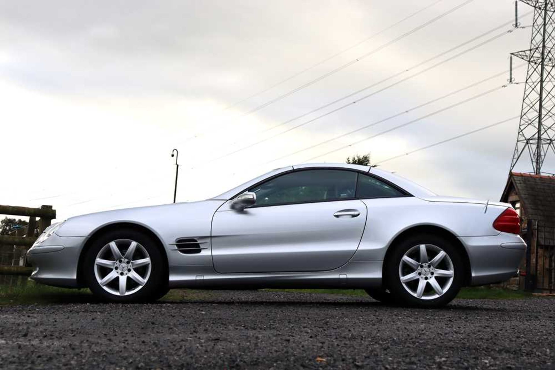 2005 Mercedes-Benz SL 350 Just 34,800 miles from new - Image 9 of 75