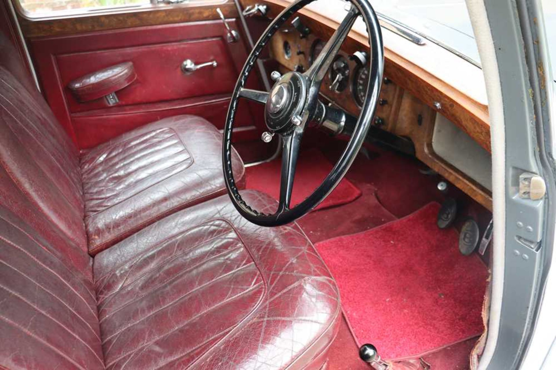 1951 Bentley MkVI Saloon - Image 13 of 48