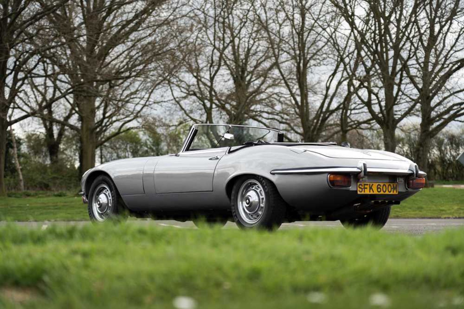 1974 Jaguar E-Type Series III V12 Roadster Only one family owner and 54,412 miles from new - Image 7 of 89