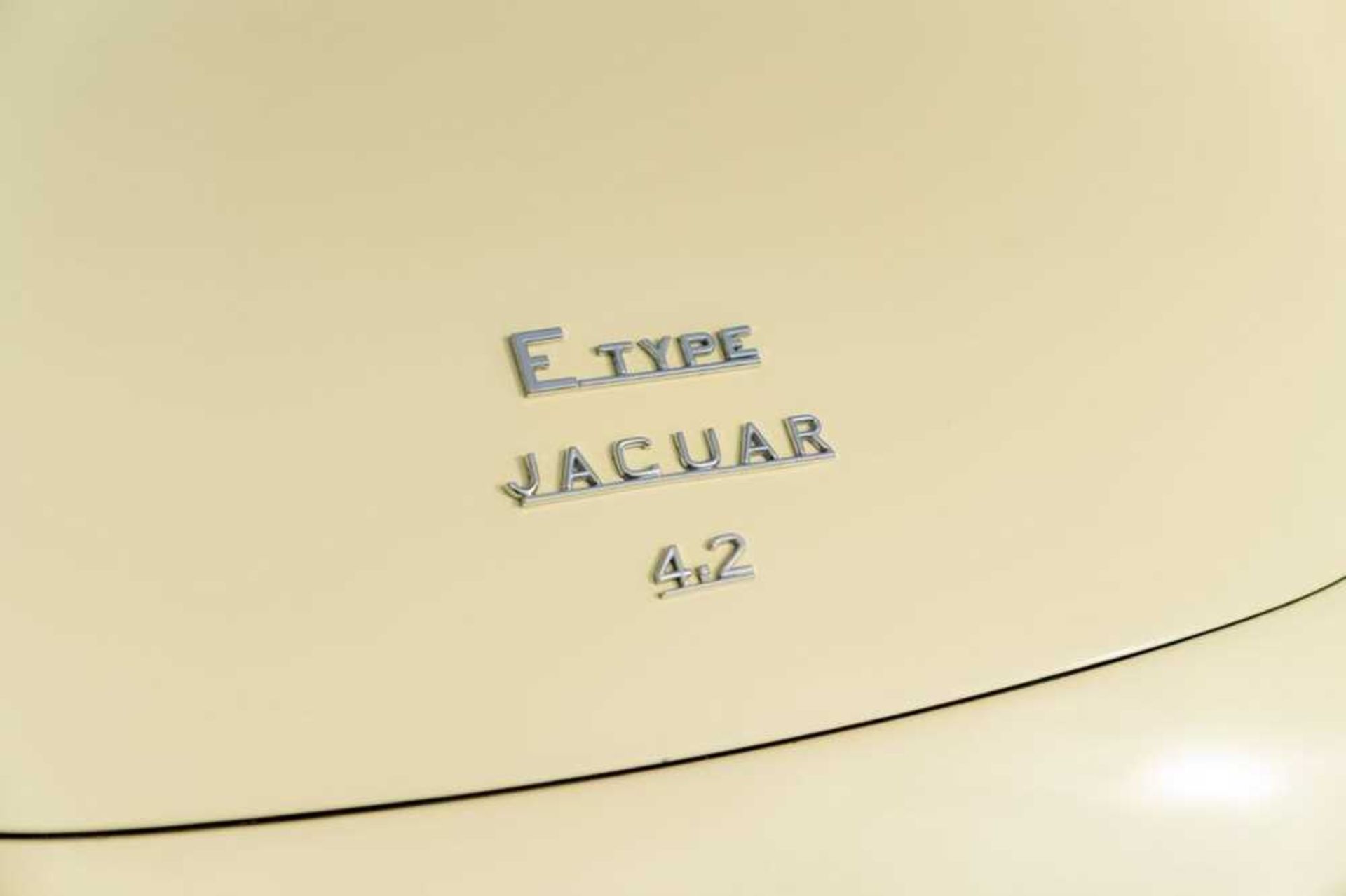1968 Jaguar E-Type 4.2 Litre Coupe Genuine 44,000 miles from new - Image 9 of 68