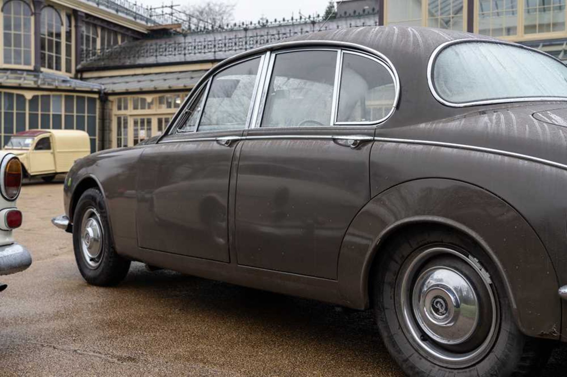 1969 Daimler V8-250 Desirable manual example with overdrive - Image 11 of 101