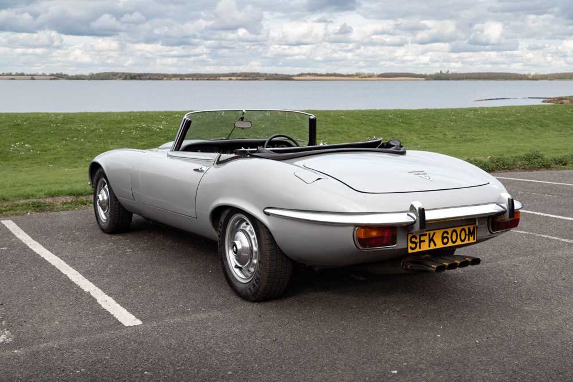 1974 Jaguar E-Type Series III V12 Roadster Only one family owner and 54,412 miles from new - Image 26 of 89