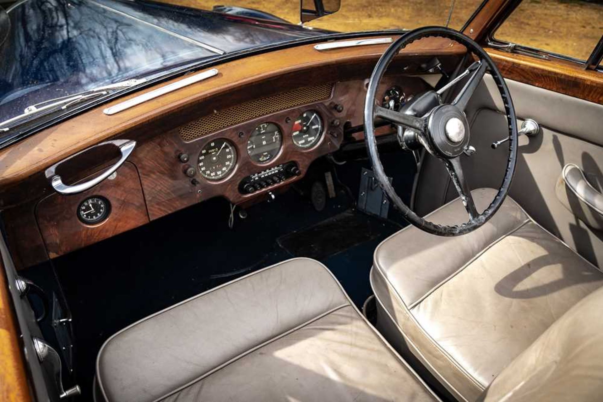 1954 Bentley R-Type Park Ward Drophead Coupe 1 of just 9 R-Type chassis clothed to Design 552 - Image 83 of 86