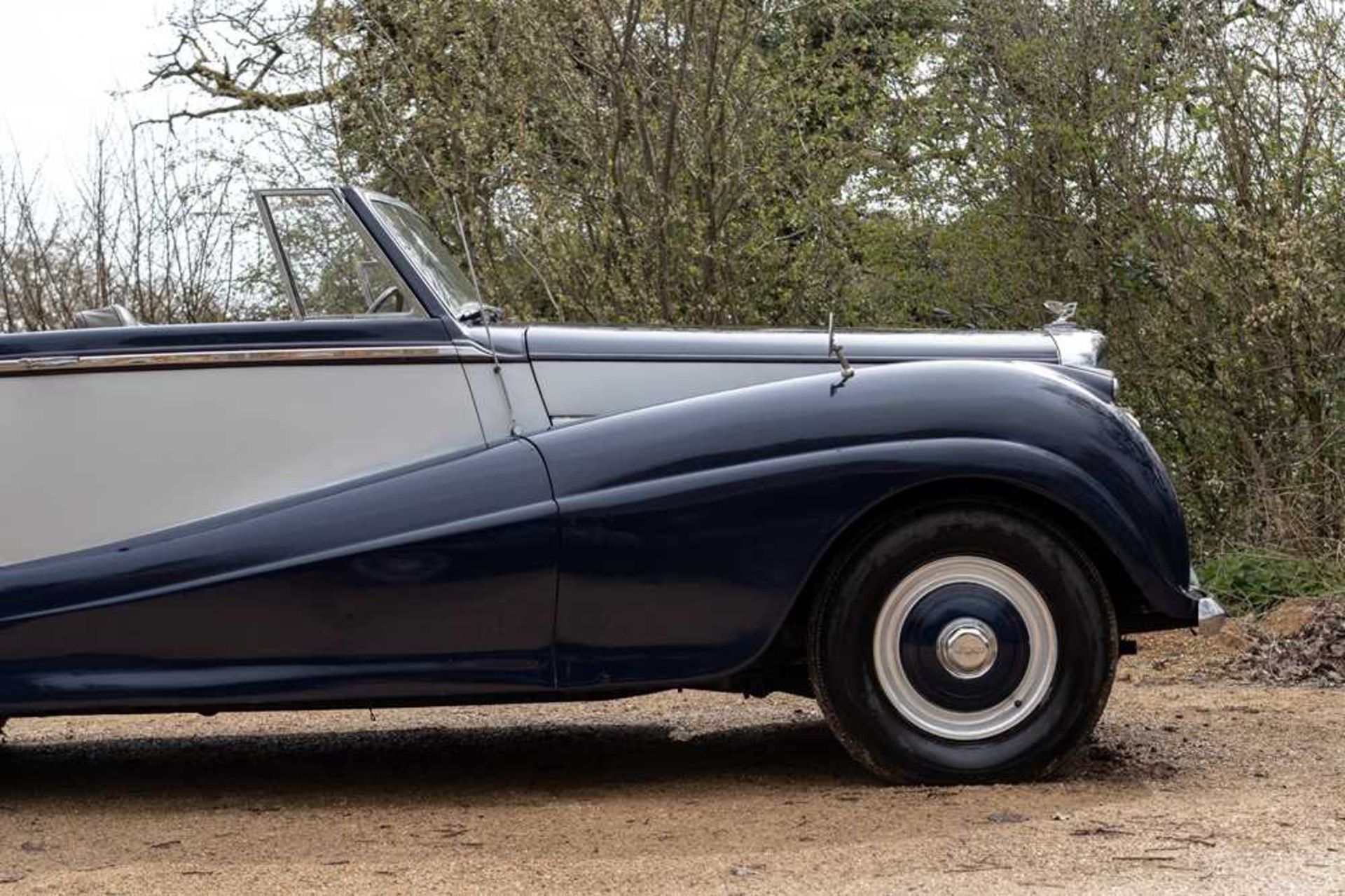 1954 Bentley R-Type Park Ward Drophead Coupe 1 of just 9 R-Type chassis clothed to Design 552 - Image 5 of 86