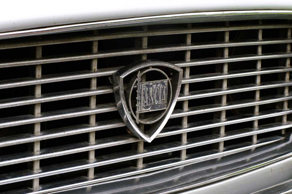 1963 Lancia Flaminia GTL Vanishingly rare Touring-bodied Italian icon in very original condition - Image 18 of 88