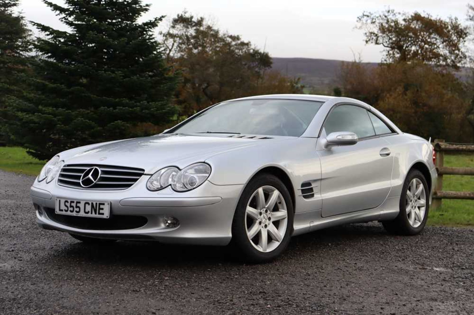 2005 Mercedes-Benz SL 350 Just 34,800 miles from new - Image 4 of 75