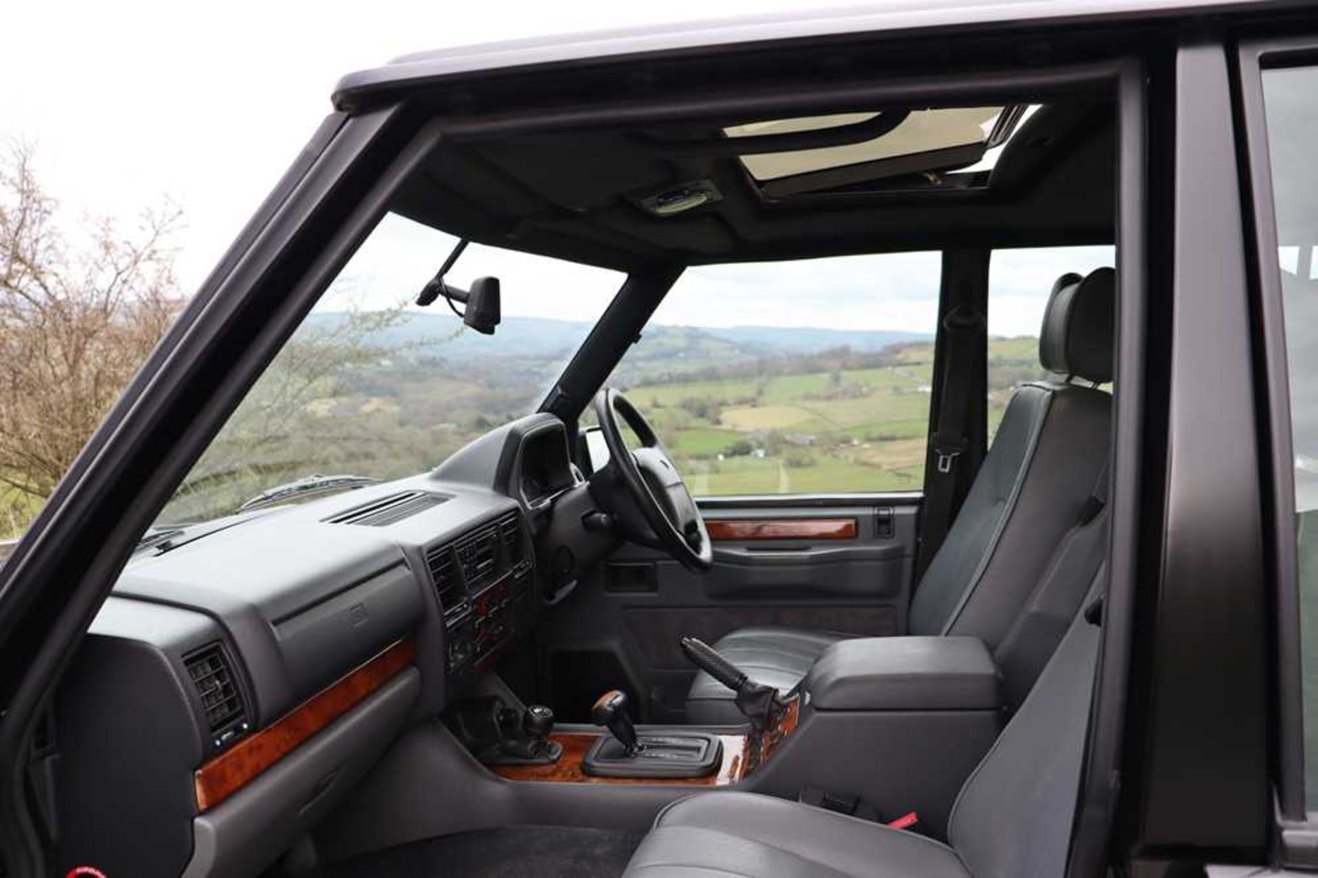 1995 Range Rover Classic Vogue LSE 4.2 Litre Last of the line, 'Soft Dash' model - Image 21 of 80