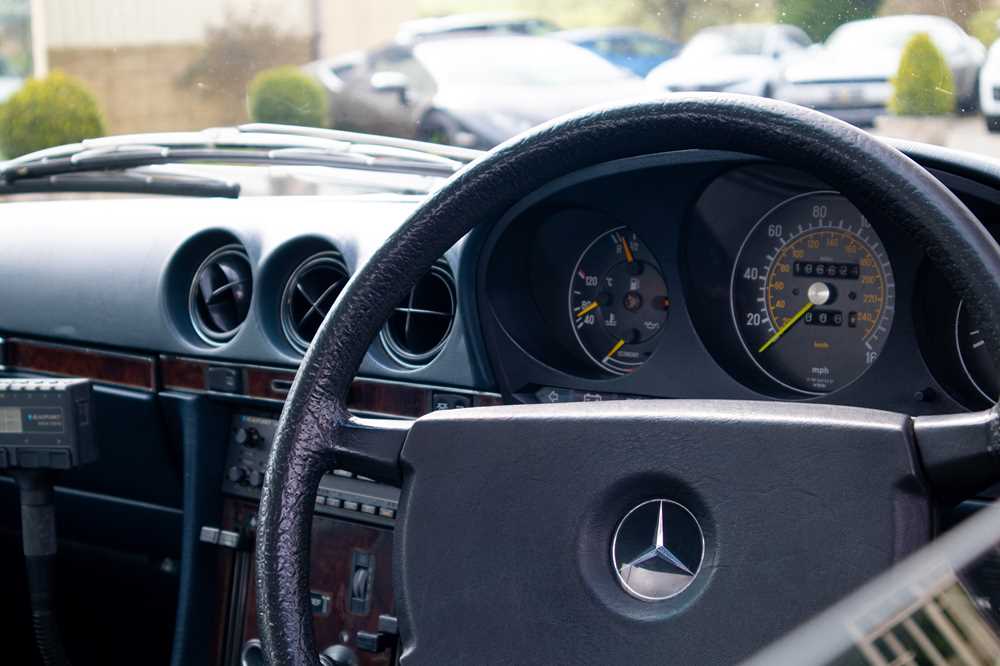1984 Mercedes-Benz 280SL Single family ownership from new - Image 49 of 50