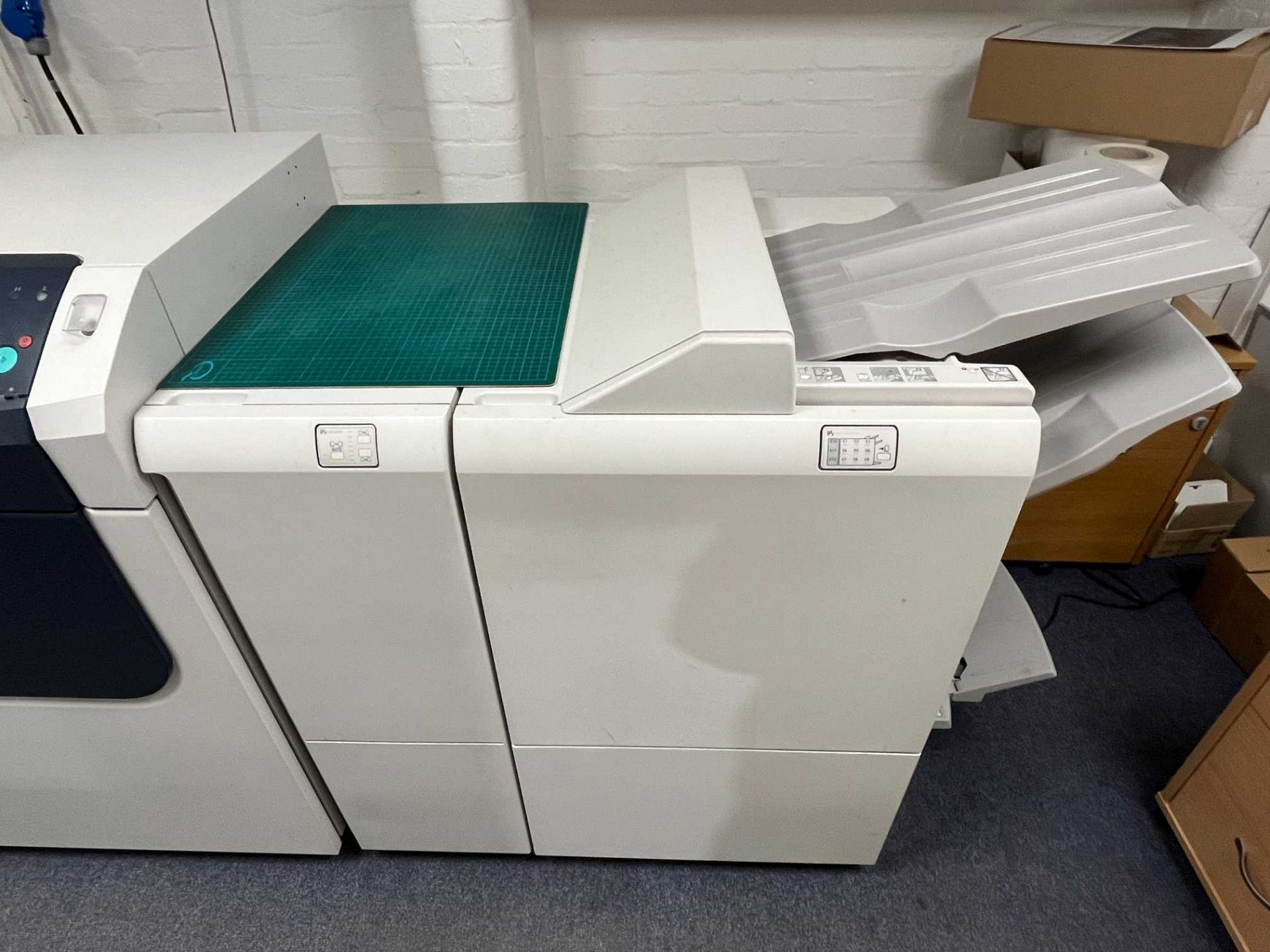 Xerox Versant 4100 Press digital press; Serial No: 3146431070 (2022); Impressions: Colour: 1,007, - Image 4 of 11