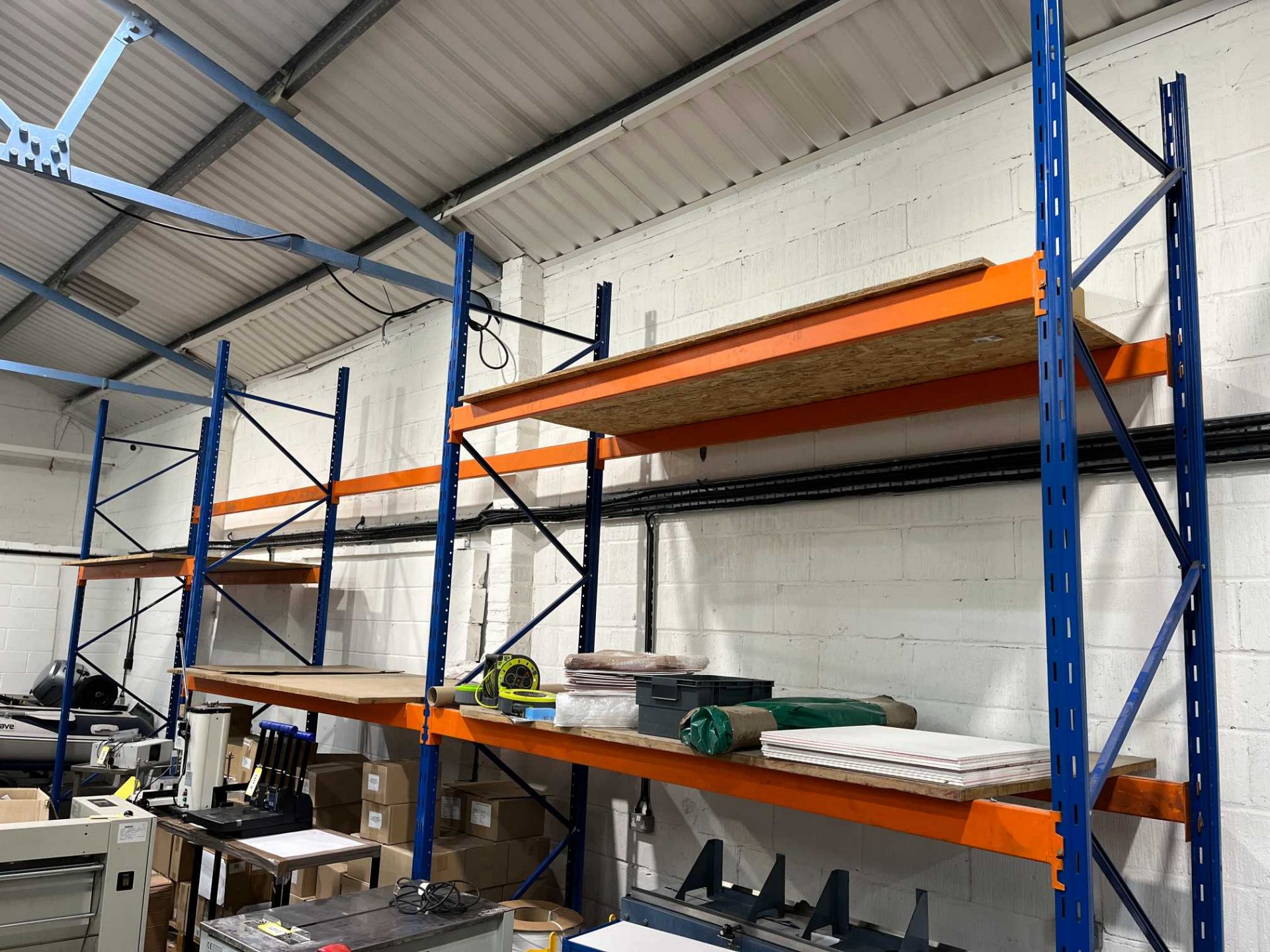 6 x bays pallet racking, various; (275 x 90 x 300 cm x 3 and 275 x 90 x 350 cm x 3) - Please Note: