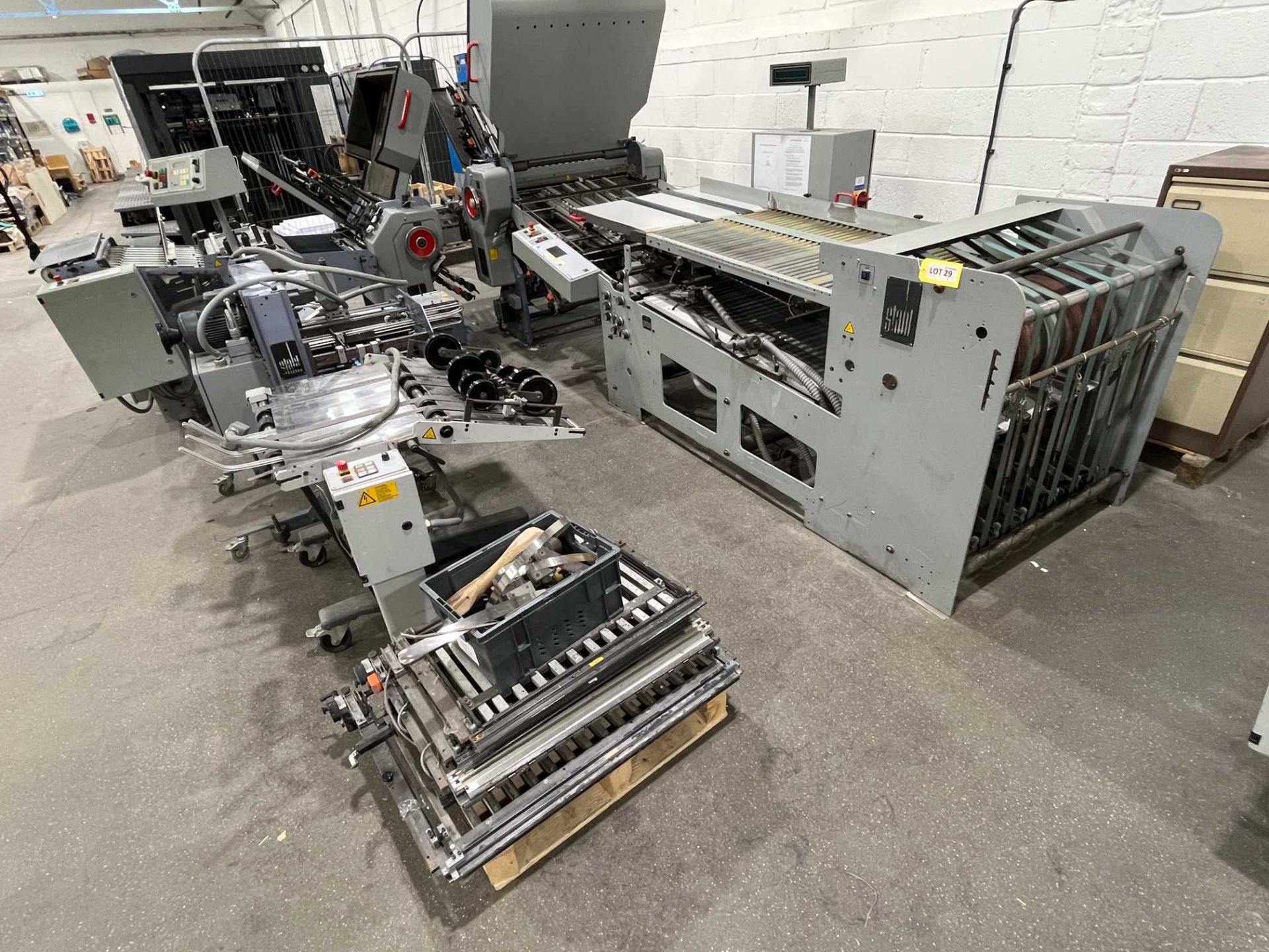 Stahl TD78 folding machine (2000) with: VSA-66M.D vertical stacker delivery; Serial No: 70086- - Image 3 of 20