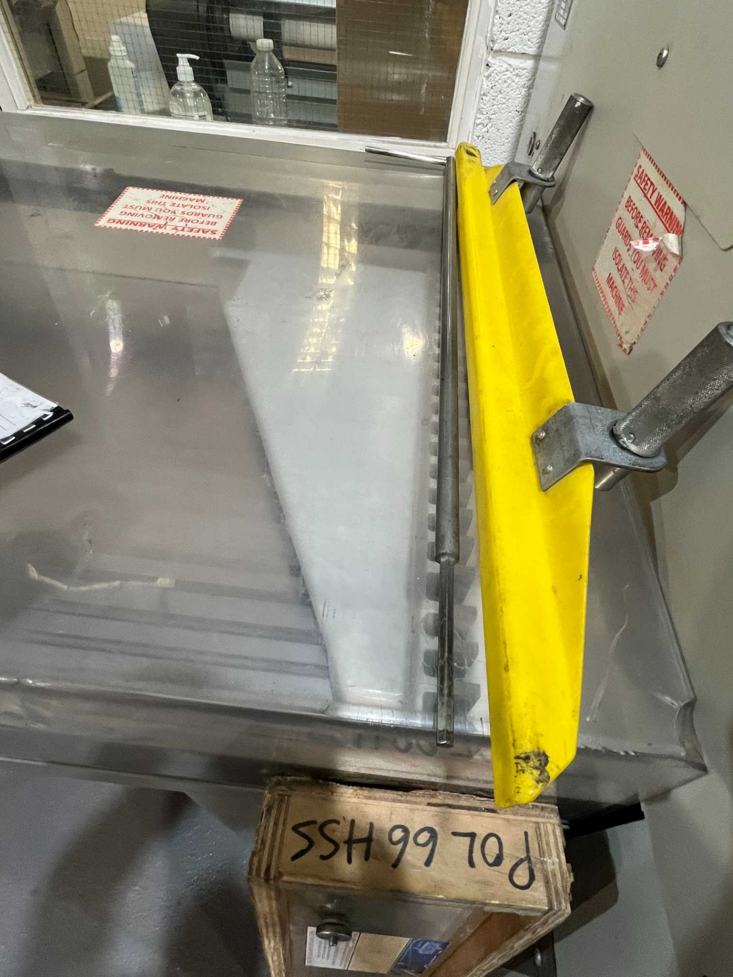 Polar MOHR 66 660mm paper guillotine (with spare blades); Serial No: 71H1011 (2000) - Bild 7 aus 8