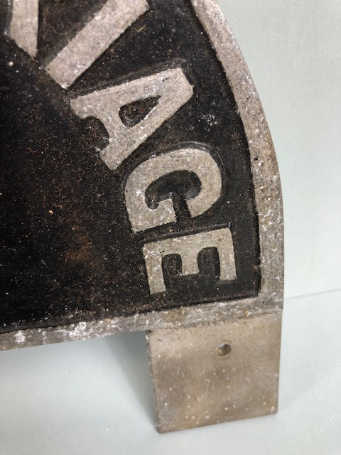Hackney carriage alloy Passenger plate, Arched plate with bottom mounts stating Hackney Carriage 6 - Image 5 of 7