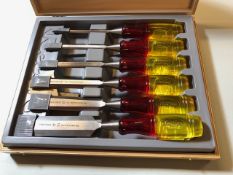 Set of boxed Marples jelly handle chisels (6)