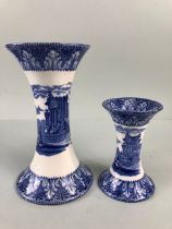 Antique China, 2 Victorian blue and white Cauldon ware spill vases, decorated with classical