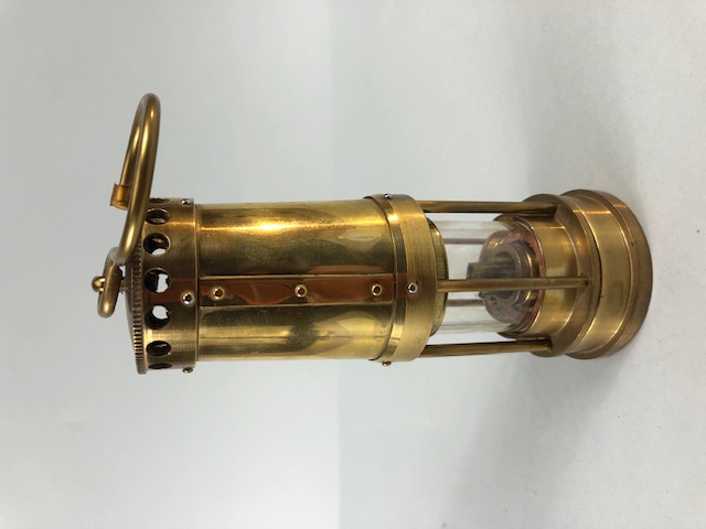 Minors Lamp, !/4 sized Welsh miners Lamp in brass , name plate for E Thomas Williams Ltd Cambrian No - Image 2 of 5