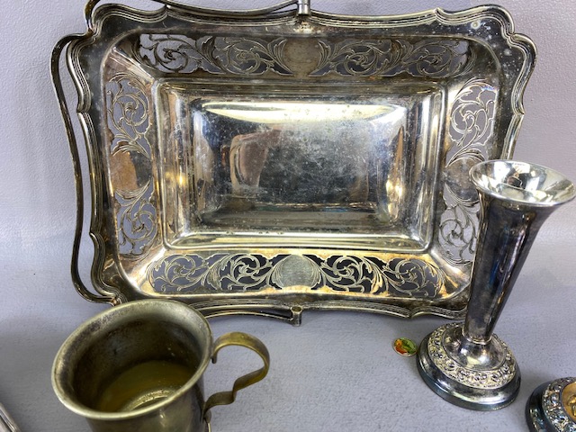 Silver plate, quantity of Antique and vintage Silver Plate to include collectors spoons, sweet - Image 10 of 12