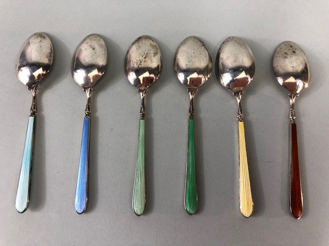 Set of Six hallmarked silver and enamel teaspoons hallmarked for Birmingham by maker C Robathan & - Image 5 of 5