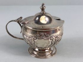 Antique English Hallmarked Silver Birmingham 1896, covered salt pot, repose scroll design hinged lid