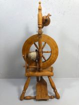 Pine 'Camelot' spinning wheel, approx 93cm in height