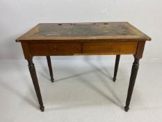 Antique furniture, Early 20th century writing desk, leather inlaid top with 2 drawers under, top