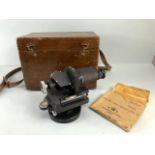 Scientific interest, Surveyors Level Glauser, London England OS bo38 in fitted wooden carry case