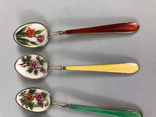 Set of Six hallmarked silver and enamel teaspoons hallmarked for Birmingham by maker C Robathan & - Image 4 of 5
