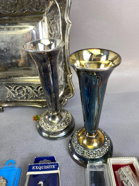 Silver plate, quantity of Antique and vintage Silver Plate to include collectors spoons, sweet - Image 9 of 12