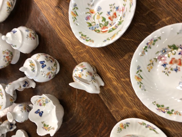 Aynsley China, quantity of Cottage Garden design bone china to include , 6 dinner plates, 5 tea - Image 3 of 10