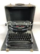 Vintage typewriter, early 20th century portable Remington Noiseless 8 typewriter, with Black