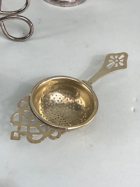 Antique and modern Silver Plated Items, collection of items to include tankard, candle snuffer, - Image 10 of 11